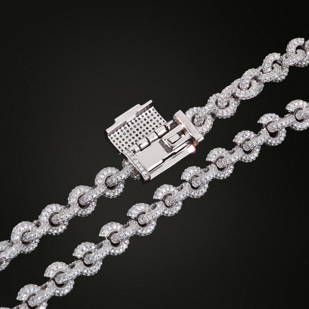 Cross Link Moissanite Bracelet