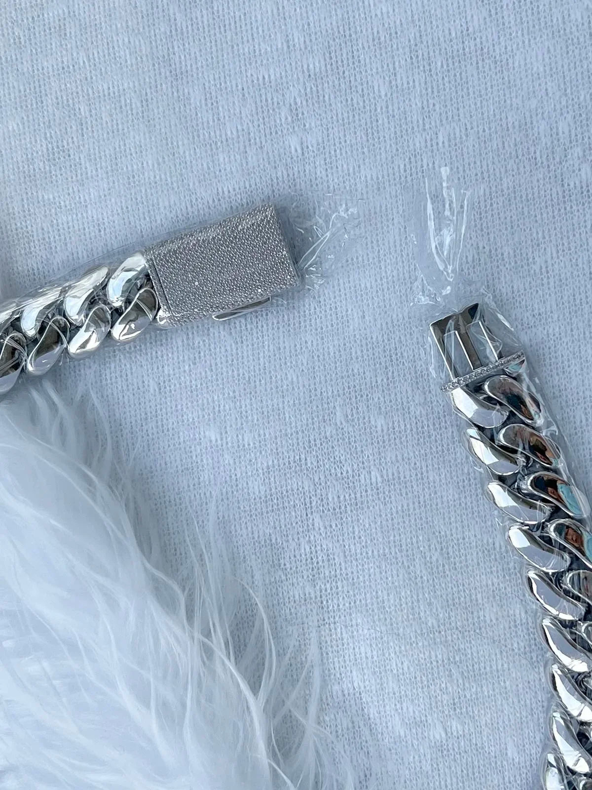 18K Gold Plated Luxury Hip Hop Cuban Link Chain Necklace for Men Wholesale Custom Logo